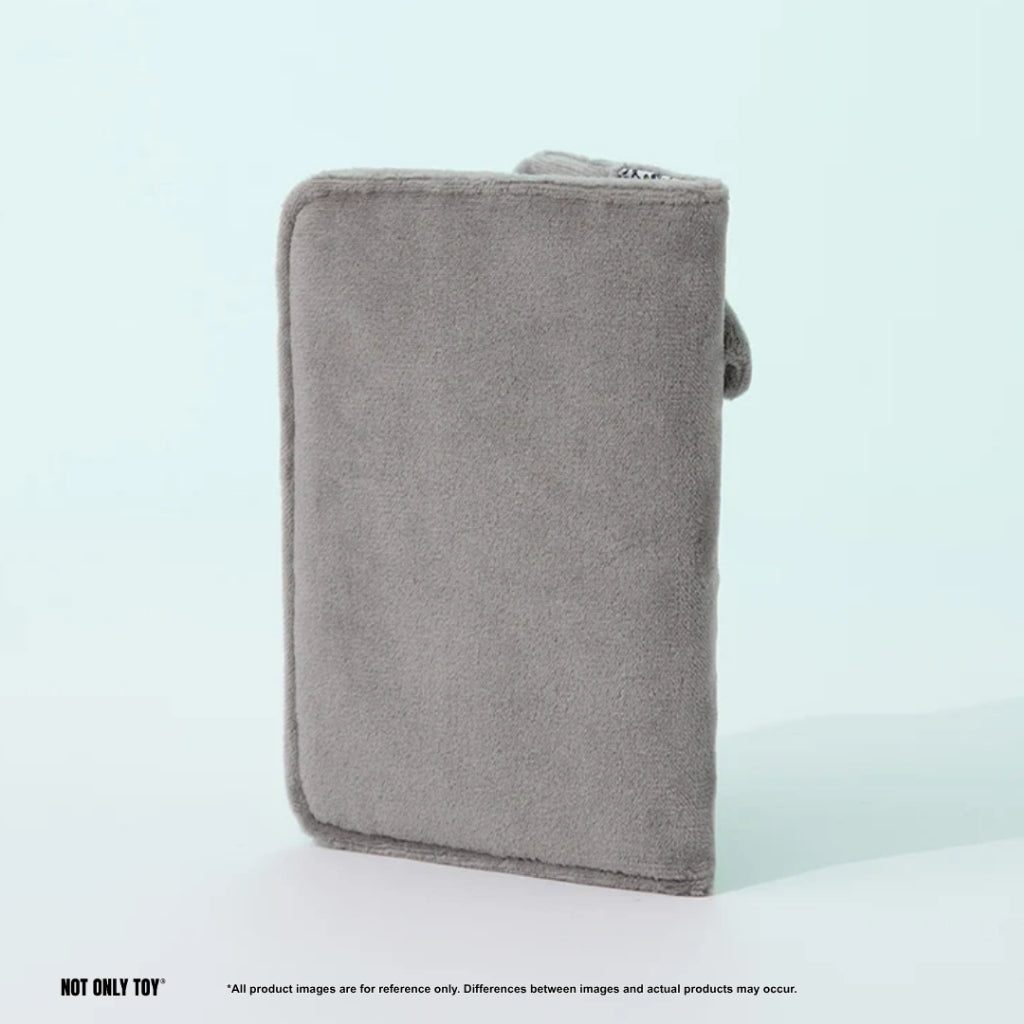 ZO&FRIENDS ZOA Passport Cover Signature
